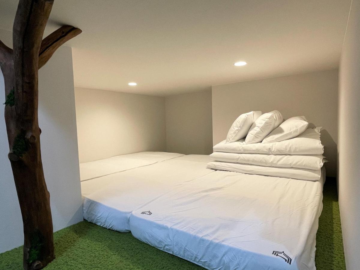 365Base Outdoor Hostel Хамамацу Екстериор снимка